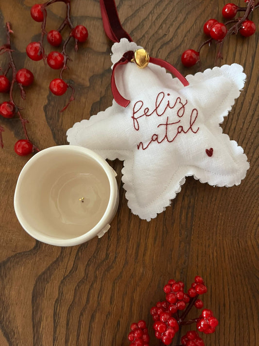Pack - Pendente estrela "Feliz Natal" + Chávena estrelas em relevo