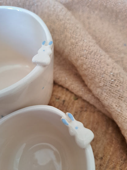 Chávena - coelho rebordo + pintas cor