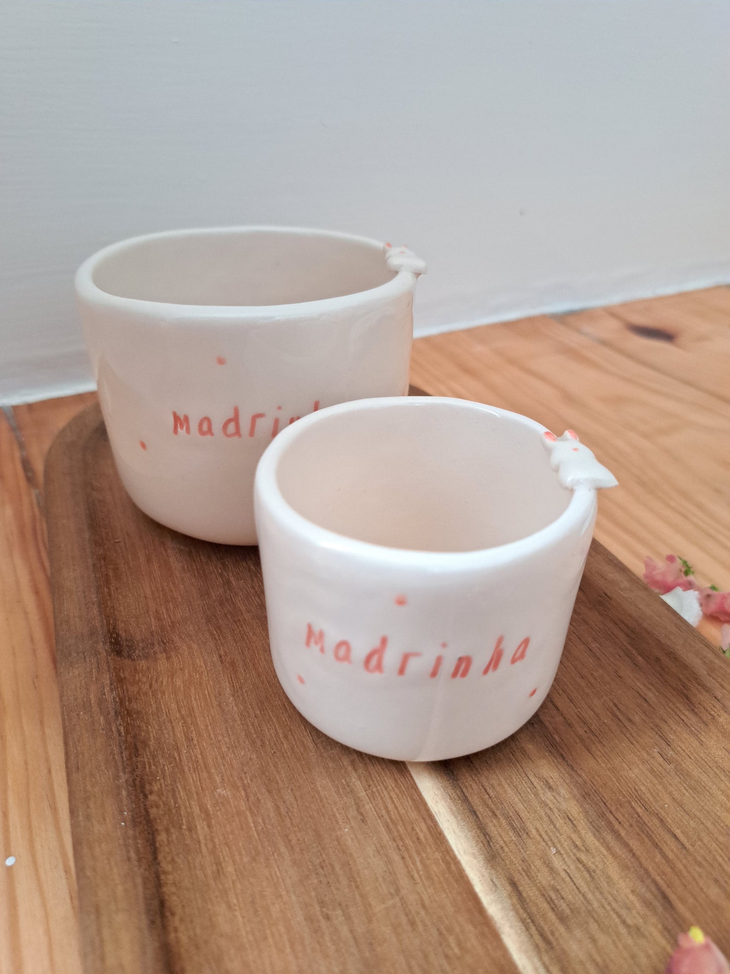 Pack - Chávena coelho rebordo padrinhos + pendente 🤍