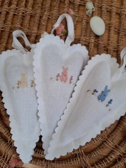 Pack - Chávena coelho rebordo 🤍 ouro + pendente 🤍