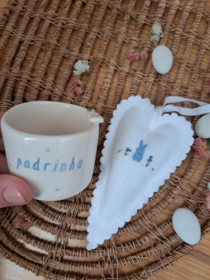 Pack - Chávena coelho rebordo padrinhos + pendente 🤍
