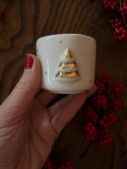 Chávena - pinheiro em relevo + pintas ouro