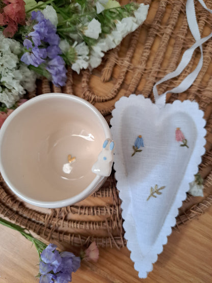 Pack - Chávena coelho rebordo 🤍 ouro + pendente 🤍