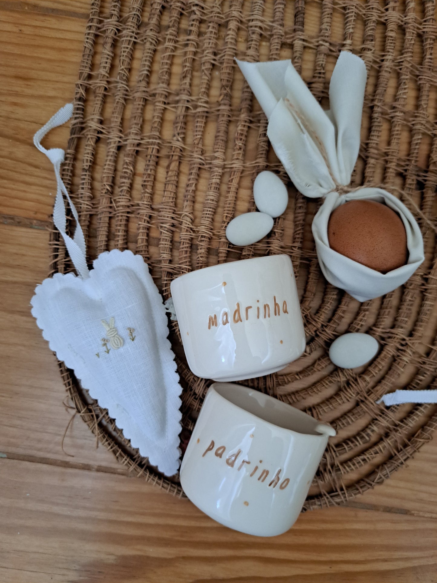 Pack - Chávena coelho rebordo padrinhos + pendente 🤍